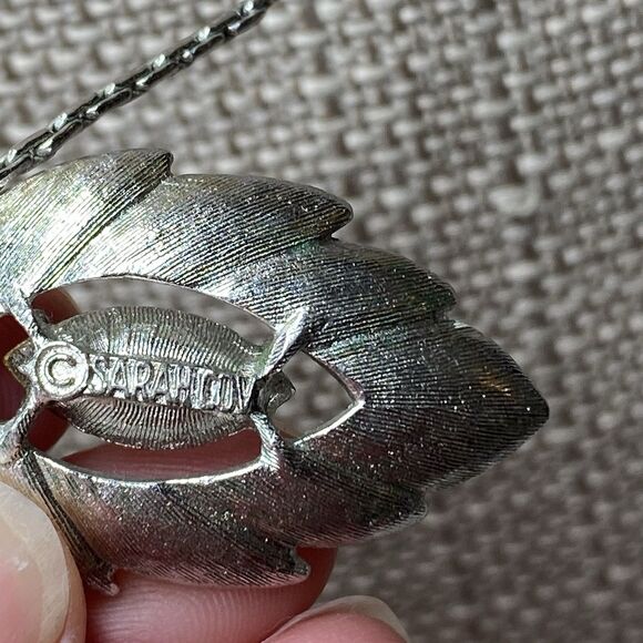 Vintage Sarah Coventry Leaf Brushed Rhinestone Silver Tone Necklace - Picture 3 of 5
